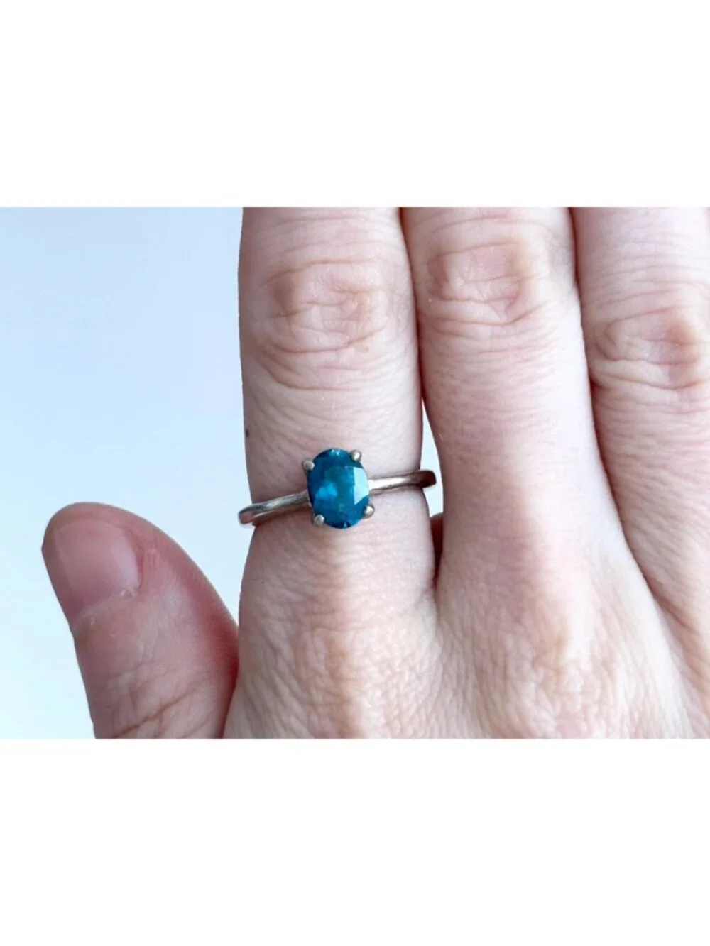 Kyanite Oval Cut Gemstone Minimalist Sterling Silver 925 Vintage Ring - sz 7.5